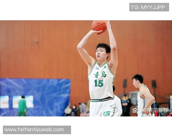 杨瀚森期待新秀赛季多上场时间力求减少失误不拖后腿