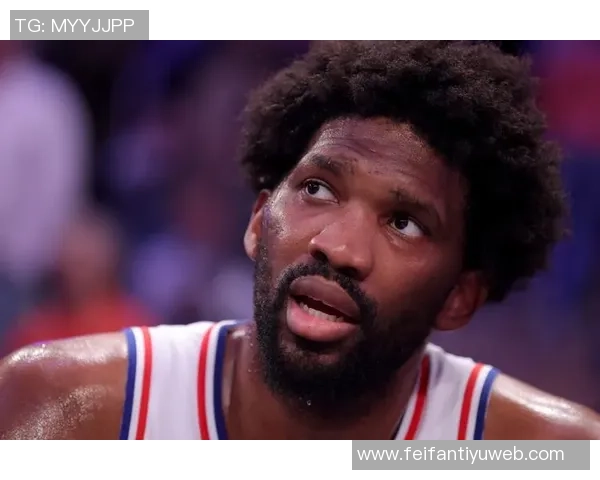 恩比德表现稳健17投7中贡献22分9篮板3助攻1抢断1盖帽助球队取得胜利